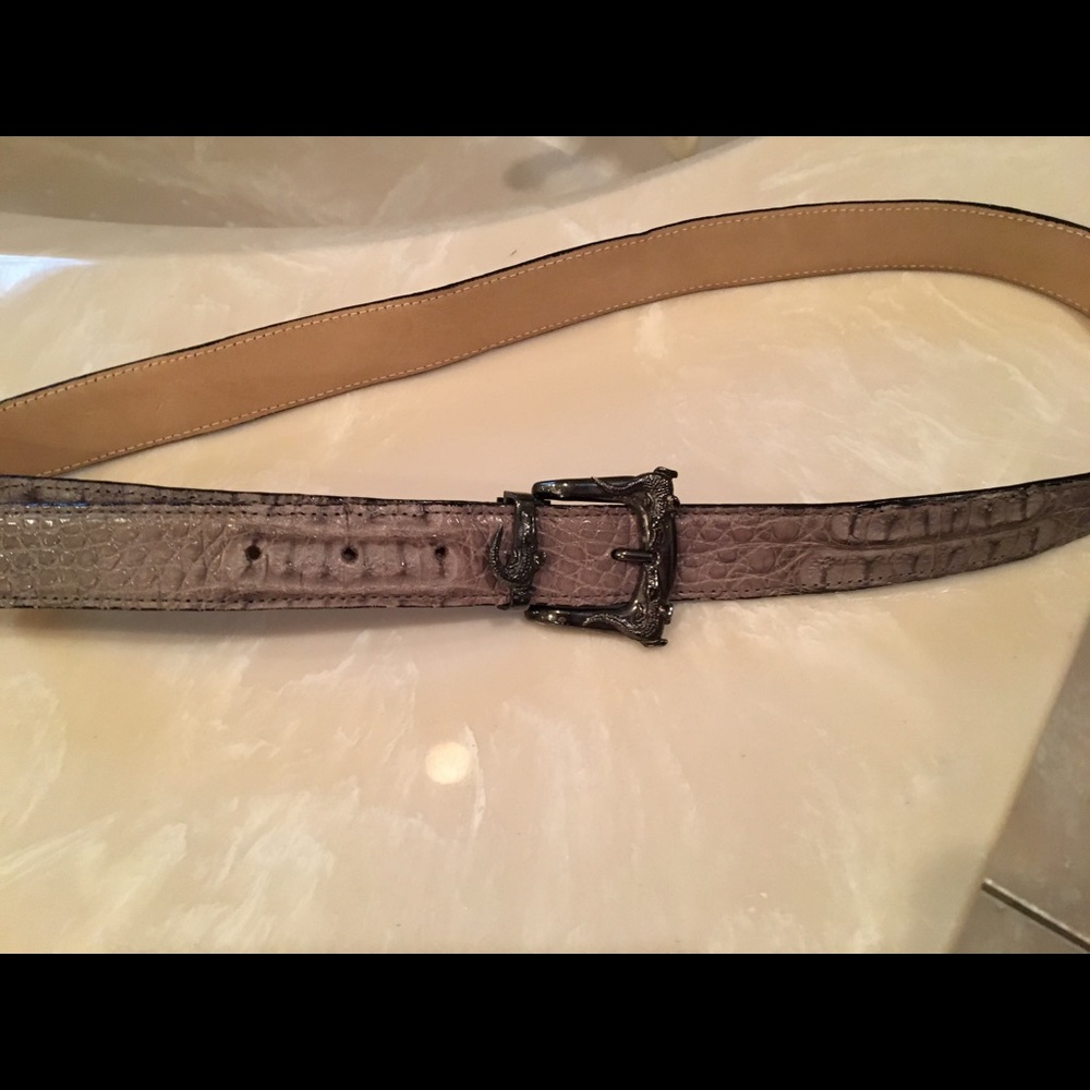 Grey crocodile mauri belt